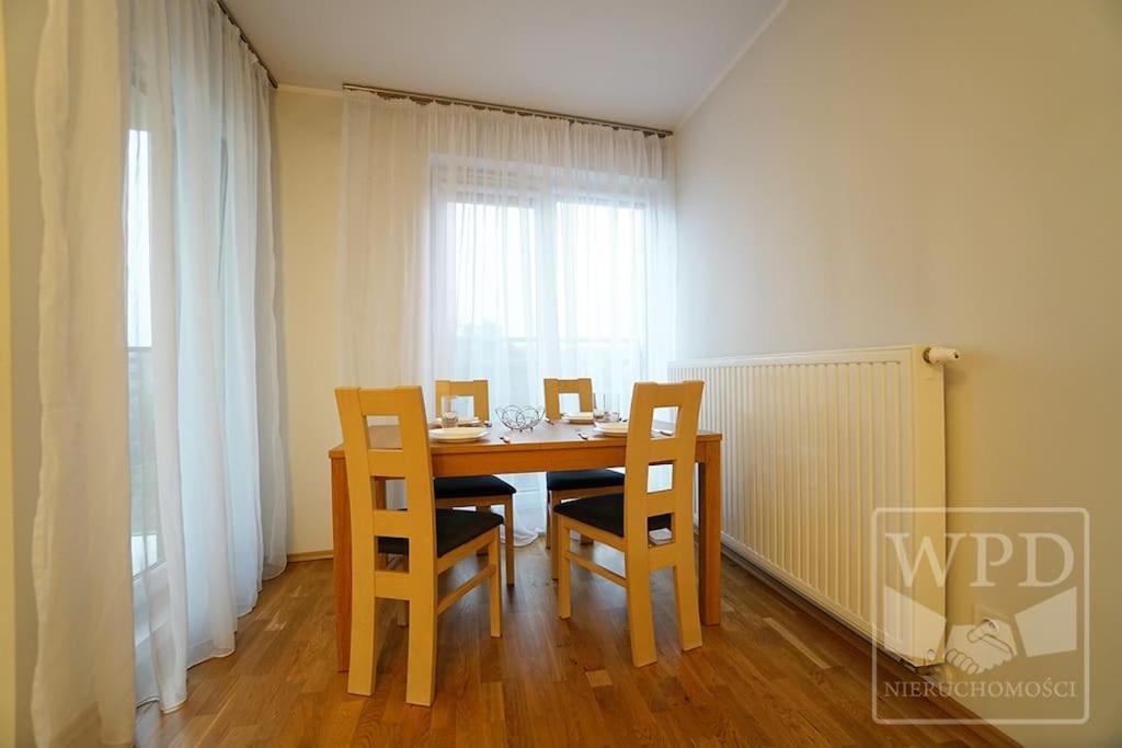ורוצלב Modern Apartment-City Center-New Building-Garage מראה חיצוני תמונה